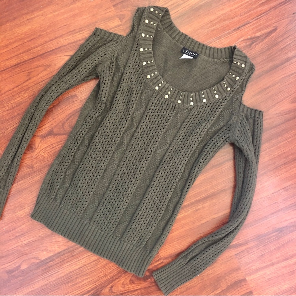 Venus olive green cold shoulder sweater S